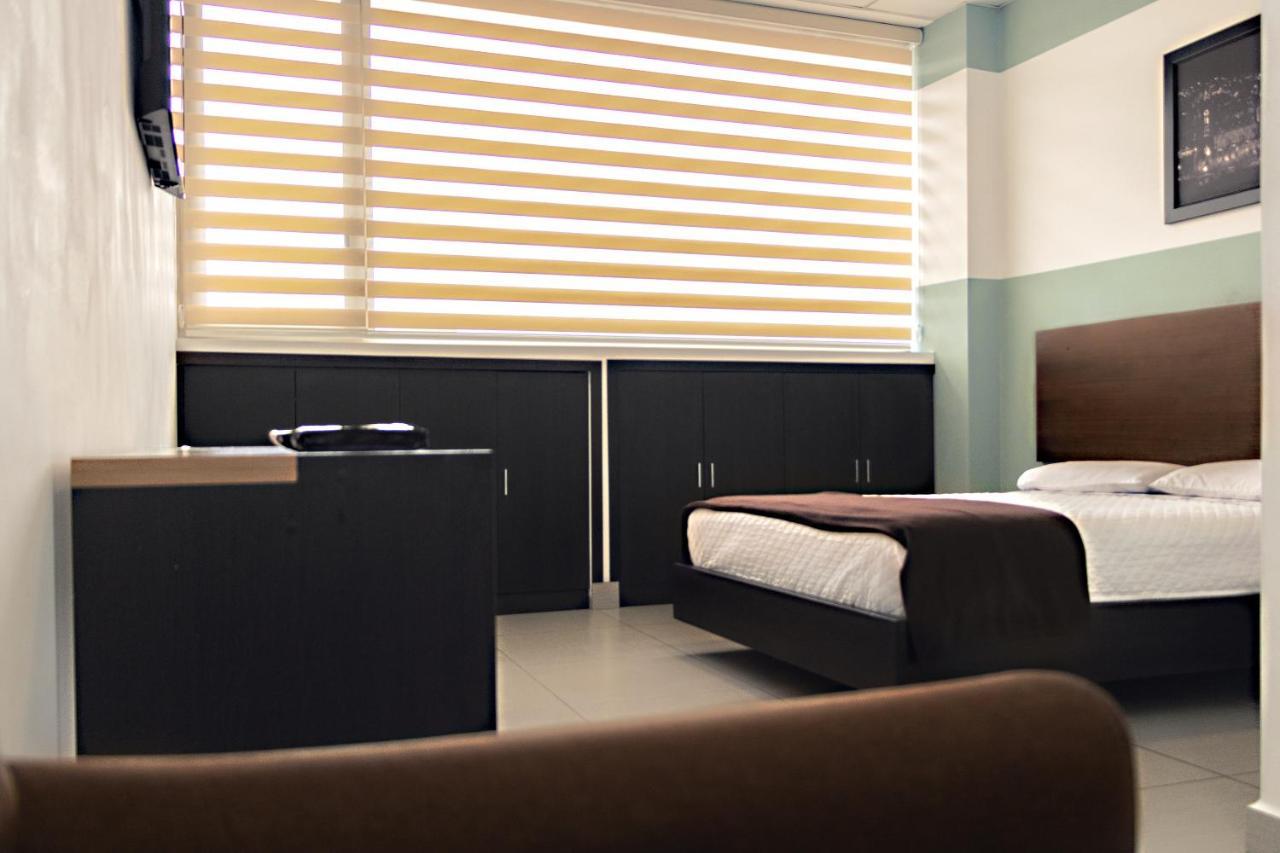 Zafra'S Hotel La Troncal Ngoại thất bức ảnh