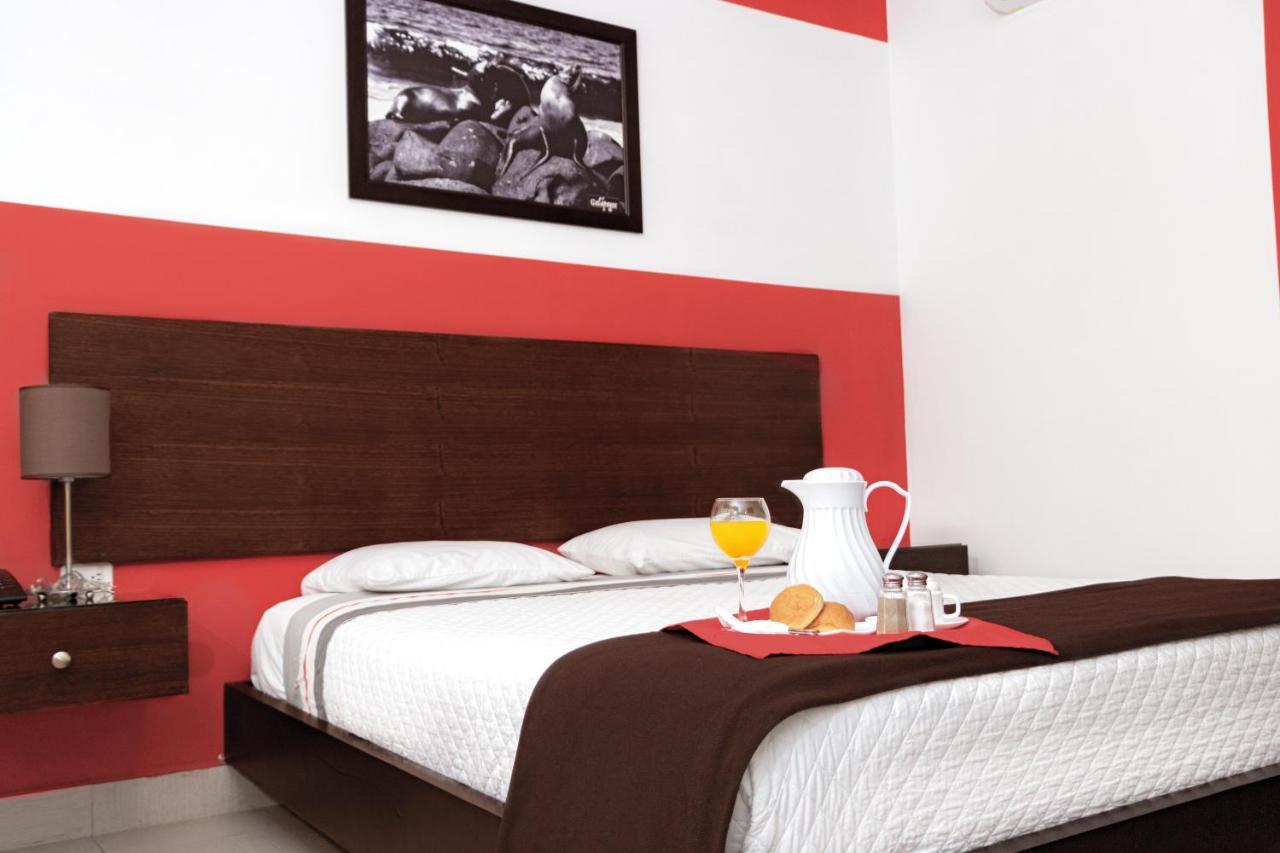 Zafra'S Hotel La Troncal Ngoại thất bức ảnh