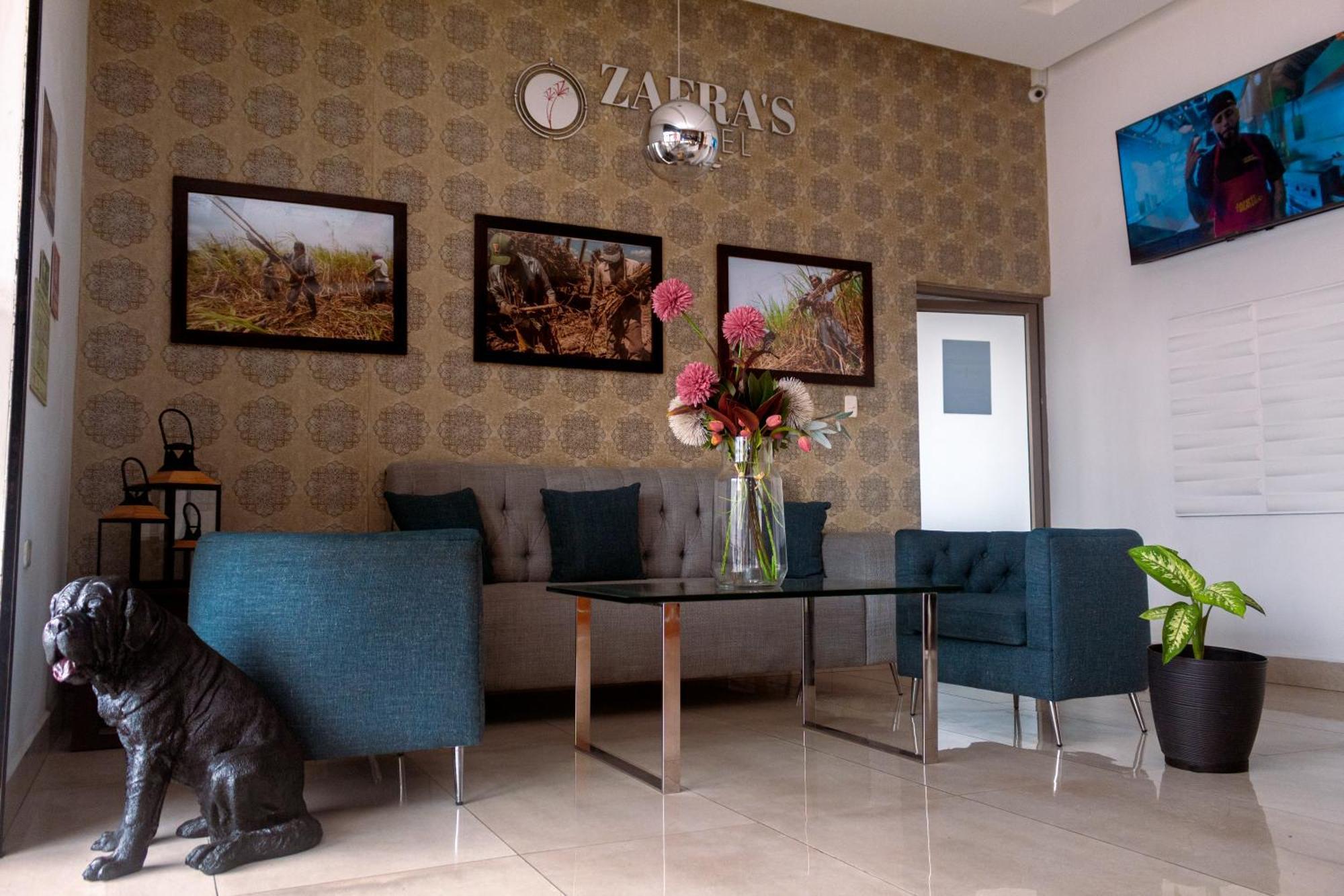 Zafra'S Hotel La Troncal Ngoại thất bức ảnh